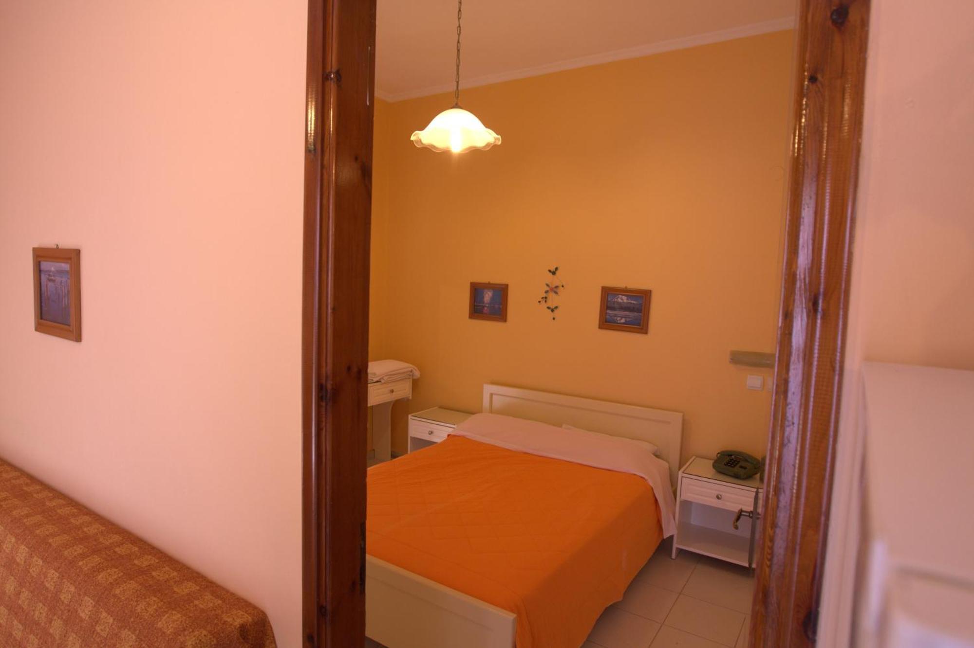 Angela Studios Karfas Chambre photo